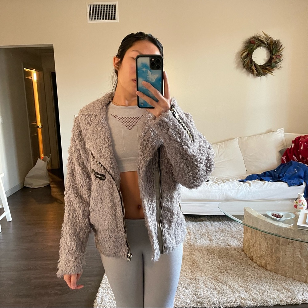 UNIF grey fuzzy jacket